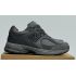 New Balance 2002R Graphite Grey утепленные New Balance 2002R Graphite Grey утепленные