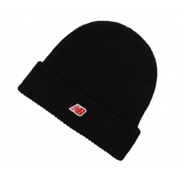 Шапка New Balance Beanie Patch Black зимняя